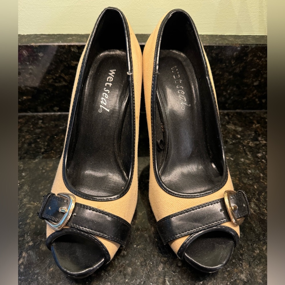 Wet Seal Pumps Size 7